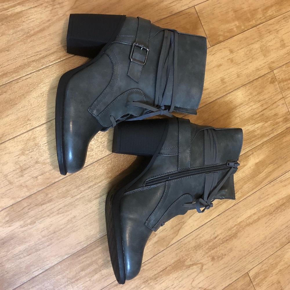 Cato Ankle Boots